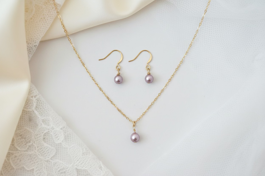 Pink Rose Pearl Bridesmaid Necklace Gift Set , Elevate your bridal party with this stunning pink rose pearl necklace and earring set. F