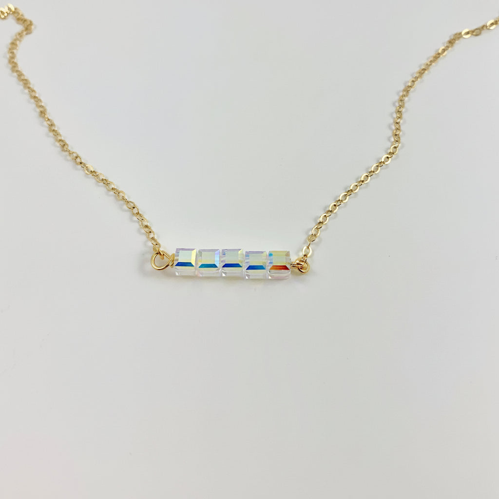 Diamond Crystal AB Cube Bar Necklace Charm Jewelry is an effortlessly gorgeous and minimalist necklace that will become a daily staple. 
