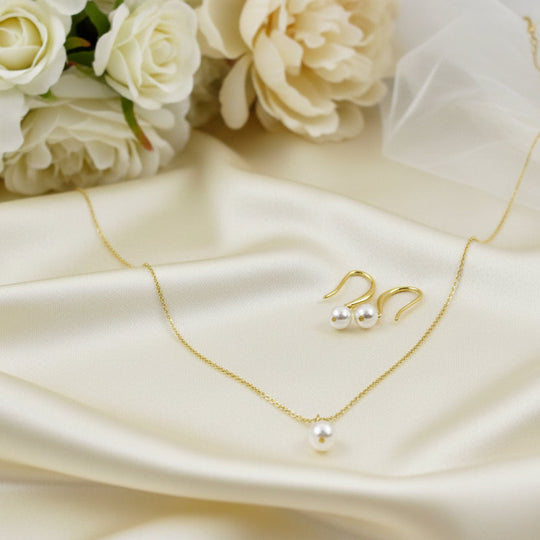 White Pearl Bridesmaid Necklace & Earring Set
