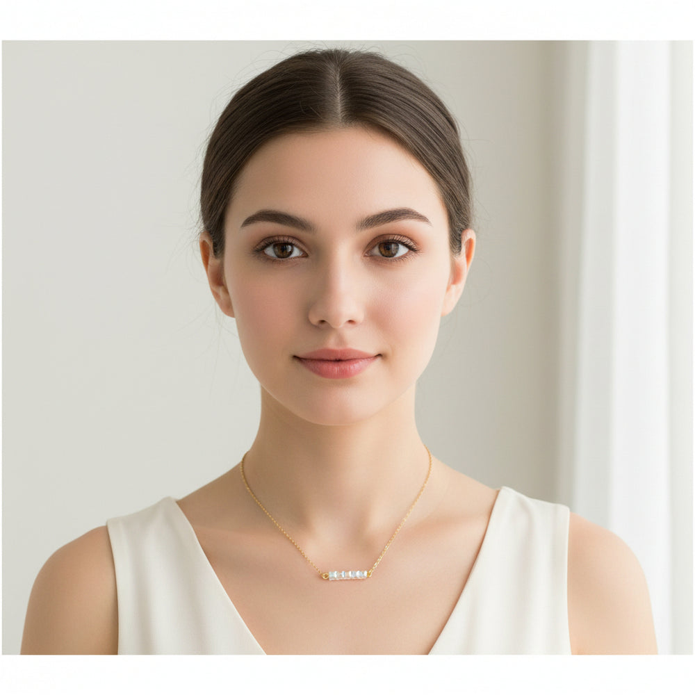 Diamond Crystal AB Cube Bar Necklace Charm Jewelry is an effortlessly gorgeous and minimalist necklace that will become a daily staple. 