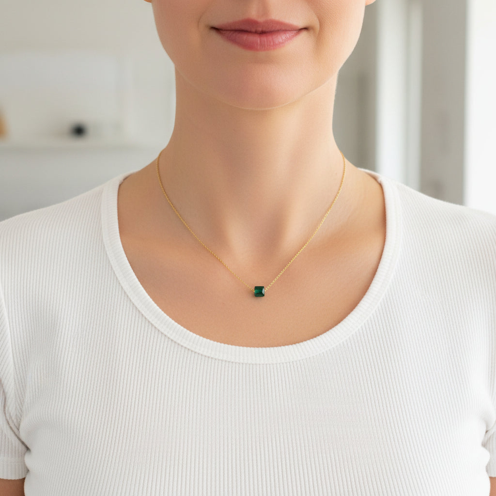 Emerald Green Crystal Cube Necklace Charm Jewelry, is an effortlessly gorgeous and minimalist necklace that will become a daily staple.